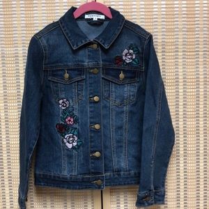 NWOT Embroidered denim jacket